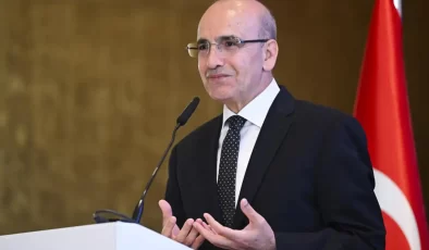 Bakan Şimşek, New York’ta 4 trilyon dolarlık yatırımcılarla buluştu