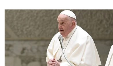 Papa Franciscus 88 yaşında öldü