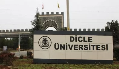 Dicle Üniversitesi’nde “Bıçak Parası” İddiası: Öğretim Üyesi Görevden Uzaklaştırıldı