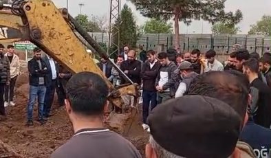 Diyarbakır’daki silahlı kavgada hayatını kaybeden Psikiyatri Doktoru toprağa verildi