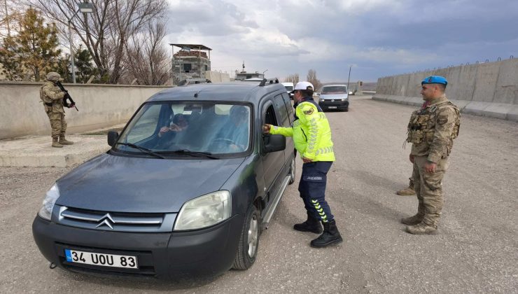 Ağrı’da gerçekleştirilen trafik denetimde 7 kişi gözaltına alındı