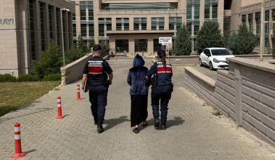 Batman’da 30 suç kaydı bulunan kadın hırsızlık yakalandı