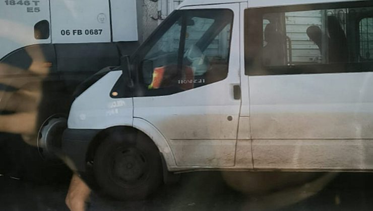Şanlıurfa’da okul servisi ile kamyonet çarpıştı: 5 yaralı