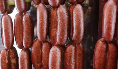 Tarım Bakanlığı açıkladı: 7 sucuk markasında hile tespit edildi