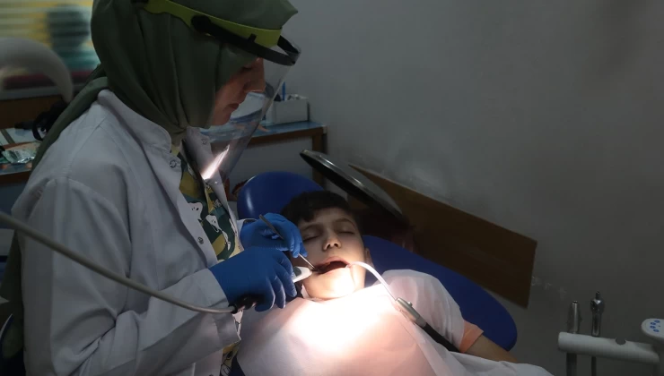 Diş Hekimi Karahan: Bebeklerde diş çıkarma süreci hem zorlu hem de hassas bir dönem