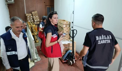 Bağlar’da 1 Tonun Üzerinde Bozuk Tavuk Eti İmha Edildi