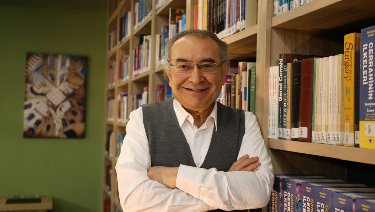 Prof. Dr. Tarhan: Çocuk meta değildir, pazarlama malzemesi değildir