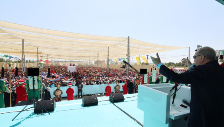 “Türkler, Araplar, Kürtler olarak bu coğrafyada kıyamete kadar hep beraber yan yana yaşayacağız”