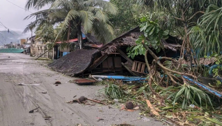 Vietnam’da tayfun: 3 ölü, 10 yaralı