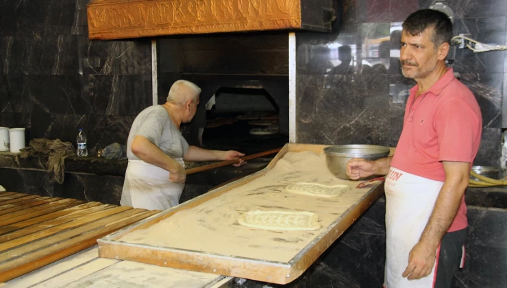 Diyarbakır’da 45 Derece dışarı, 250 Derece fırın içi