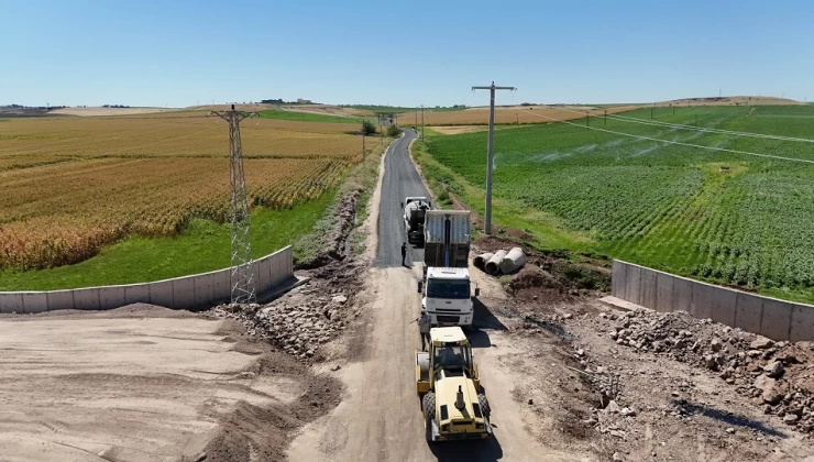 Diyarbakır’da 19 Kilometrelik Grup Mahalle Yolu Asfaltlanıyor