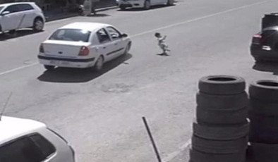 Şanlıurfa’da otomobilin çarptığı çocuk ağır yaralandı