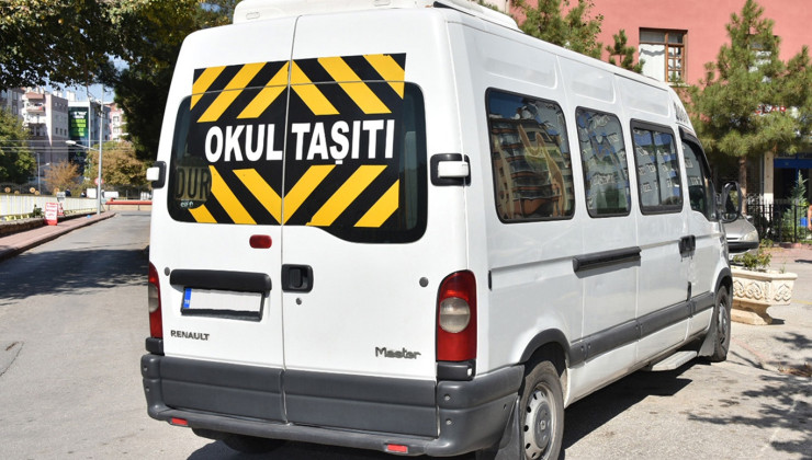 Konya’da okul servislerine zam yapıldı