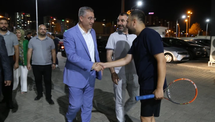 Diyarbakır’da Sağlık Çalışanları Tenis Kortunda Buluştu: İlk Turnuva Talaytepe’de Başladı