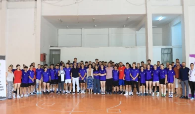 Kayapınar Belediyesi’nden BESYO Hazırlık Kursu Öğrencilerine Moral Ziyareti