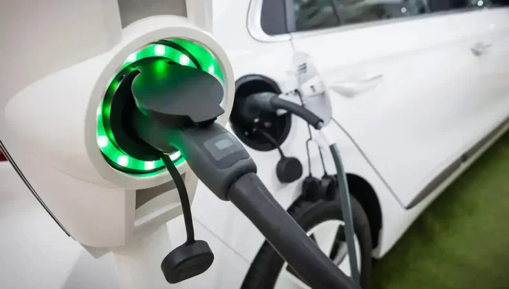 Türkiye’de elektrikli araç şarj soketi sayısı 33 bini aştı