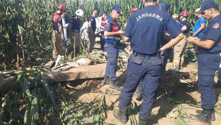 İzmir’de eğitim uçağı düştü: Pilot hayatını kaybetti