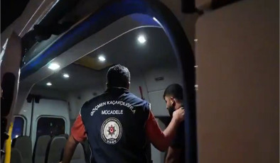 Mersin’de 12 düzensiz göçmen yakalandı