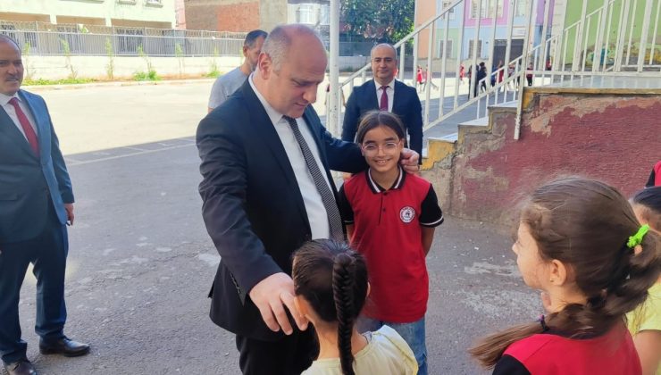 Diyarbakır’da Okullara Moral Ziyareti: Yeni Eğitim Yılına Başarı Temennisi