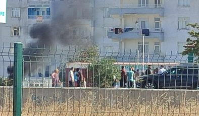 Diyarbakır’da Vatandaşlardan Yol Kapama Eylemi