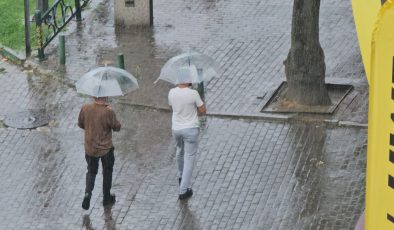 Kuzey ve batı kesimlerde sağanak bekleniyor