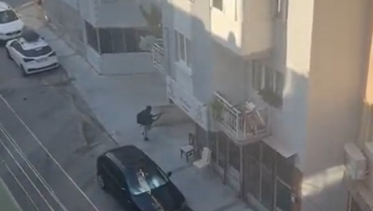 İzmir’de polis karakoluna saldırıda 2 polis şehit oldu