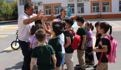 Diyarbakır’da Hantepe Eğitim Şehitleri İlkokulu Eğitimde Fark Yaratıyor