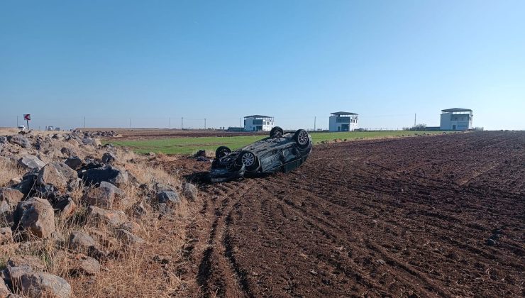 Diyarbakır’da karşı şeride geçen otomobil kazaya yol açtı: 3 yaralı