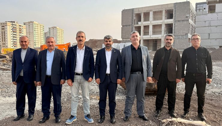 HÜDA PAR Milletvekili Dinç: Diyarbakır Şehir Hastanesi bir an önce bitirilmeli!