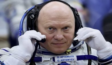 Rus kozmonot Crew-12 görevinden alındı: SpaceX tesisinde “Fotoğraf ihlali” iddiası