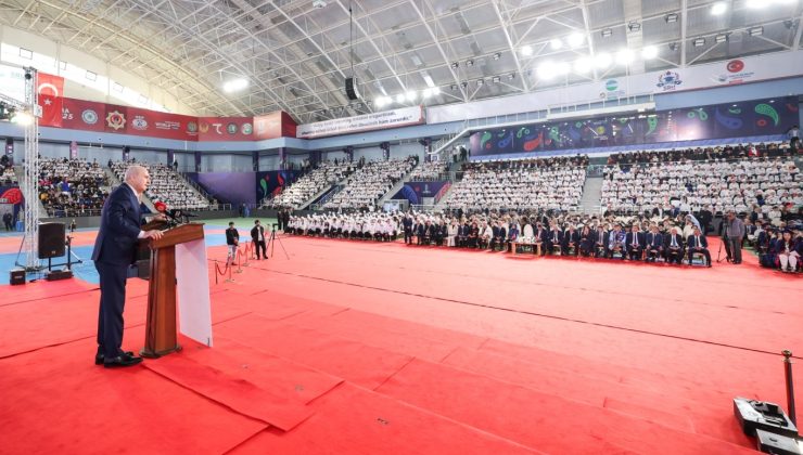 TBMM Başkanı Kurtulmuş: Bilgi kadar hikmet ve irfanı da kuşatmalıyız