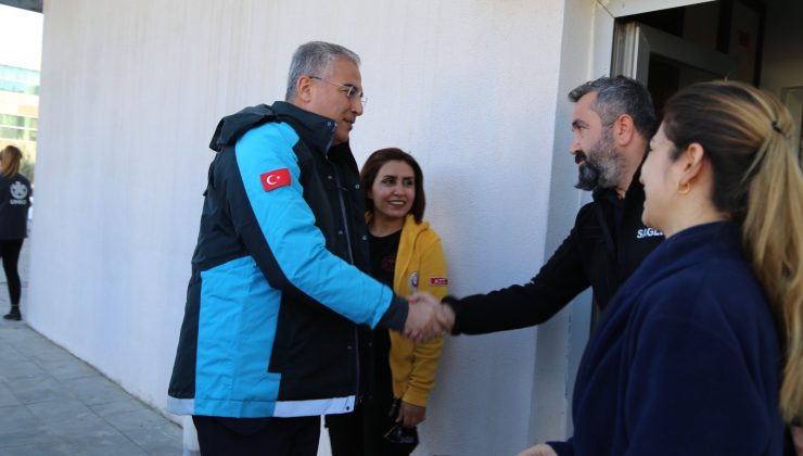 Diyarbakır İl Sağlık Müdürü Asiltürk, 112 Acil Çağrı Merkezi ve İstasyonları Ziyaret Etti