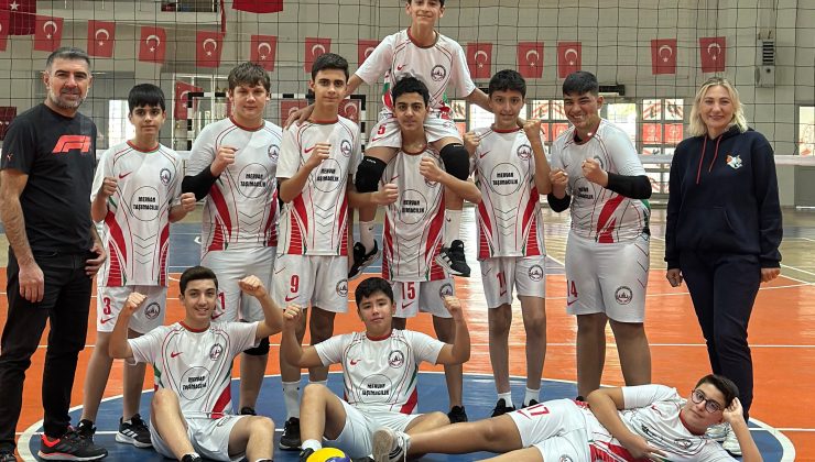 Şehit Şehmus Karakut Ortaokulu İl Şampiyonu Oldu