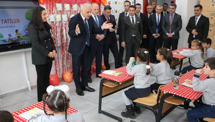 Diyarbakır’da 458 bin 207 öğrenci karne aldı