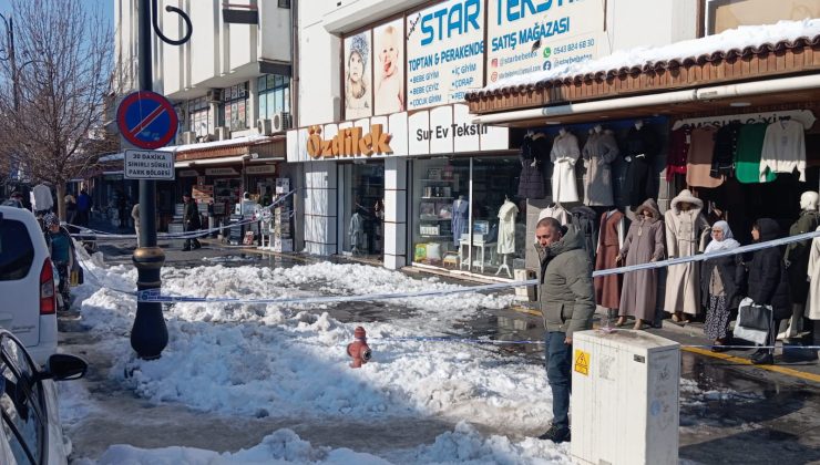 Diyarbakır Sur’da Kar Sonrası İhmal İddiası: Esnaf Tepkili, Turizm Alarmda