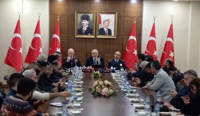 Vali Zorluoğlu’ndan Belediyelere Sert Uyarı