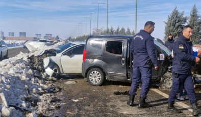 Gizli buzlanma kazaya neden oldu: 12 yaralı