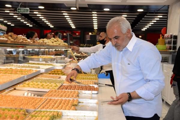 Diyarbakır’da Ramazan Yoğunluğu: Tatlı Üretimi 3-4 Kat Arttı, Üçüncü Vardiya Başladı