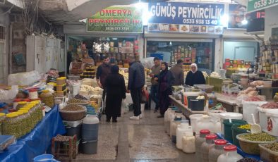 Sur’da Peynirciler Çarşısı’nda Elektrik Krizi Çözüldü