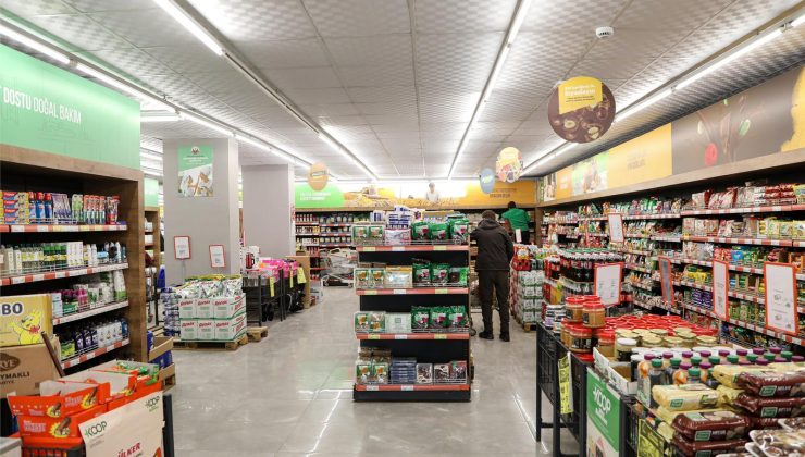 Van Büyükşehir Belediyesi’nden Ramazan Öncesi Dijital Destek: 1.500 Aileye Alışveriş Kartı