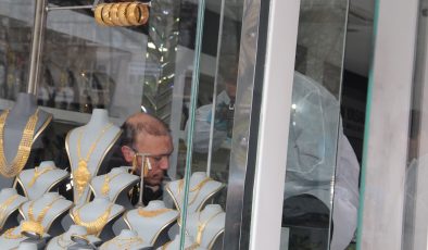 Batman’da silahlı soygun ile uyandı