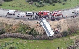 Antalya ve Burdur’da Peş Peşe Feci Kazalar: Can Kaybı 16’ya Yükseldi