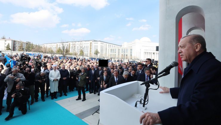 Cumhurbaşkanı Erdoğan: Şehirler camiler etrafında şekillenir
