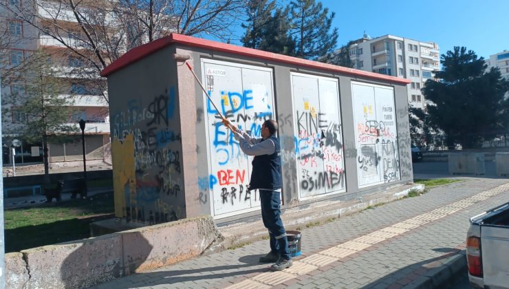 Kayapınar’daki 10 Parkta Bahar Bakımı