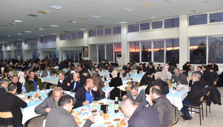 Ramazan Bereketi Dicle Üniversitesi Hastanesi’nde Birlik Sofrasında Buluştu