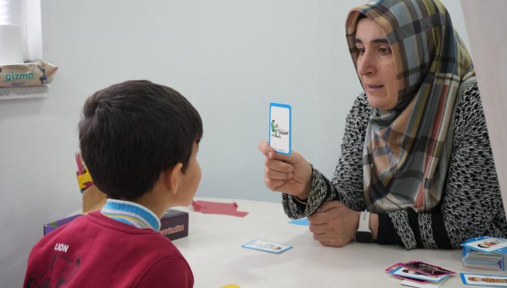 Kayapınar Belediyesi’nden Engelli Bireylere Destek: Otizm Merkezinde Umut Veren Eğitim