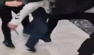 Diyarbakır’da AVM’de Bıçaklı Kavga: 3 Yaralı