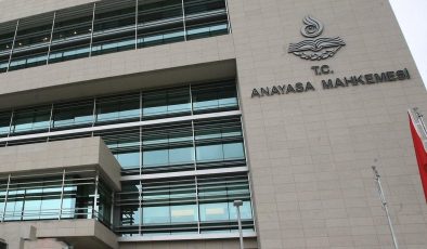 AYM’den elektronik tebligat yetkisine iptal kararı