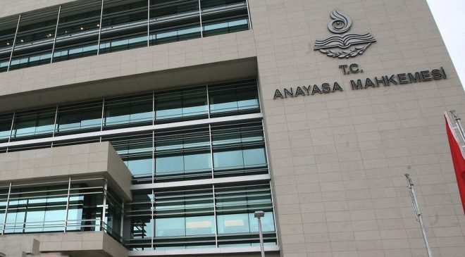 AYM’den elektronik tebligat yetkisine iptal kararı