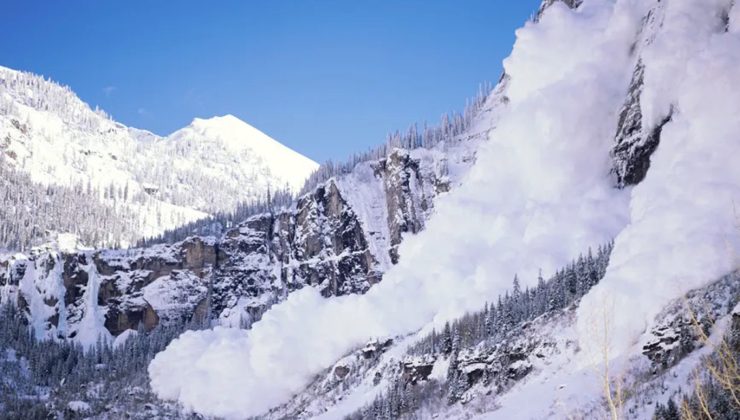 Hakkâri’de çığ ve heyelan riski uyarısı